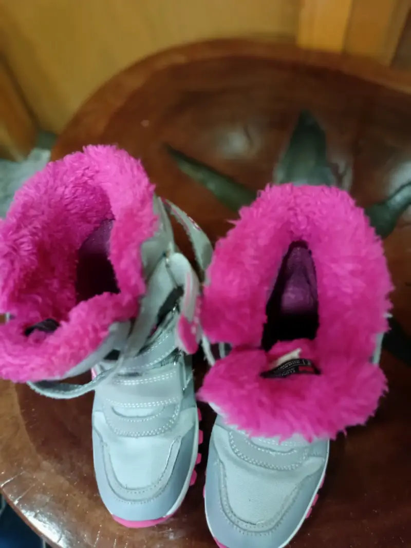 Botas de invierno para niños Bubblegummers grises y rosadas - 3
