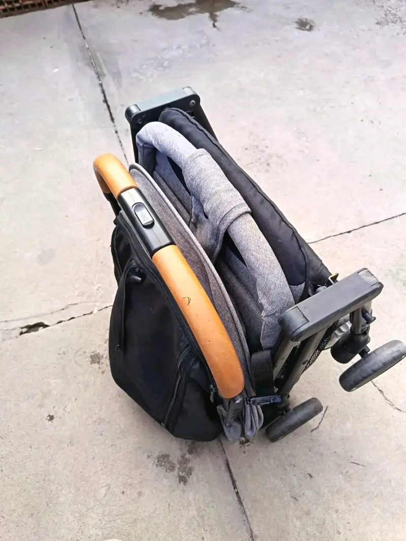 Coche de Paseo Bebesit Plegable Gris - 3