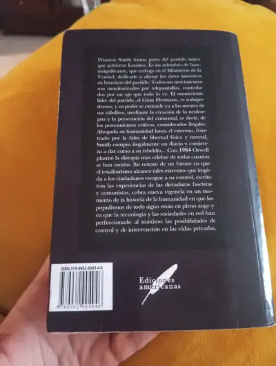 Libro 1984 de George Orwell en buen estado - miniatura 2