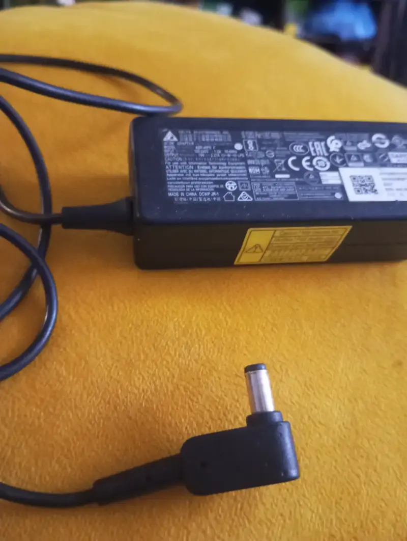 Cargador Notebook Original Delta 19V 2.37A (45W) A - 2