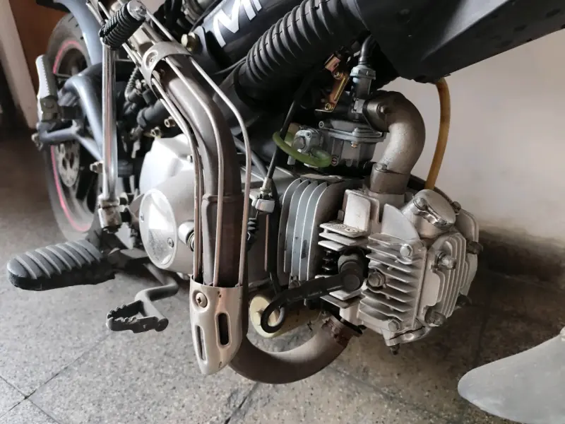 Moto Sachs MadAss 125 - 4