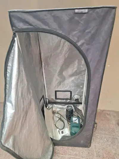 Carpa de cultivo interior con accesorios Cultibox - miniatura 1