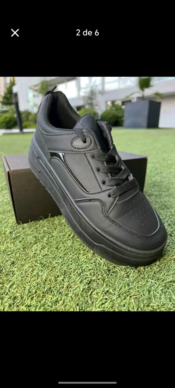 Zapatillas deportivas negras unisex