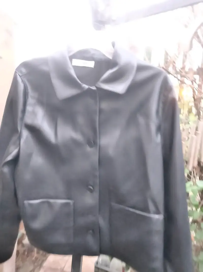 Chaqueta de ecocuero negra University - 2