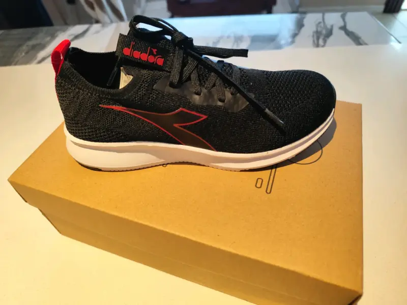 Zapatillas negras Diadora para niño N'35