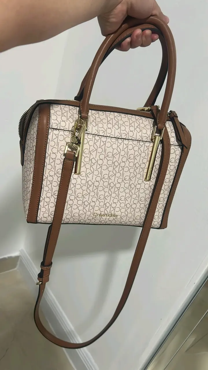 Bolso de mano Calvin Klein beige con logo - 3