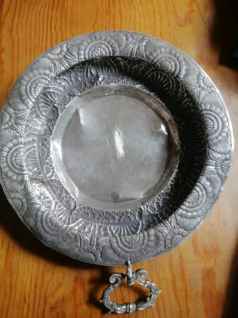 Bandeja de plata de 800 pesa un kilogramos - 4