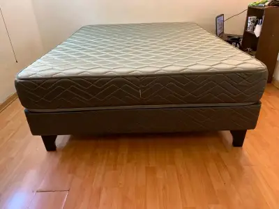 Cama europea de dos plazas completa - miniatura 2