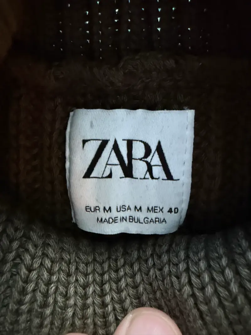 Suéter de lana cuello alto Zara verde militar - 2