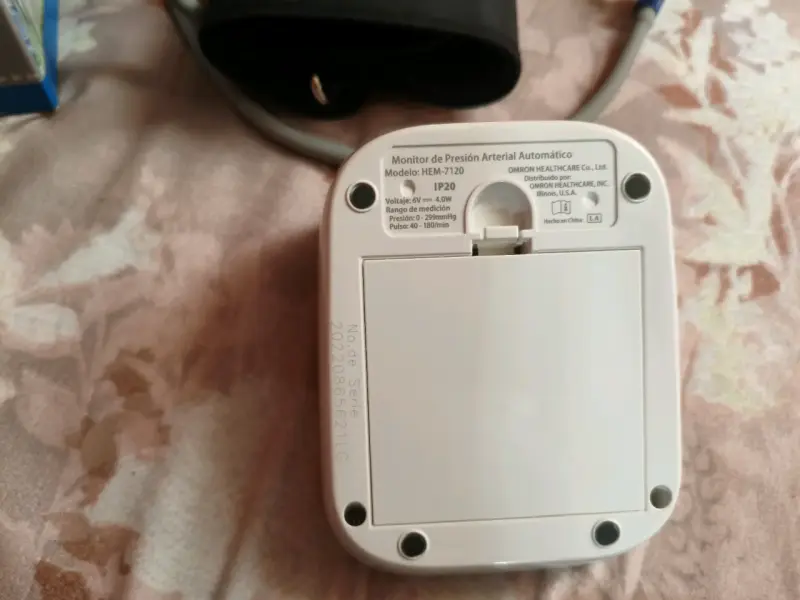 Monitor de Presión Arterial Automático Omron - 3