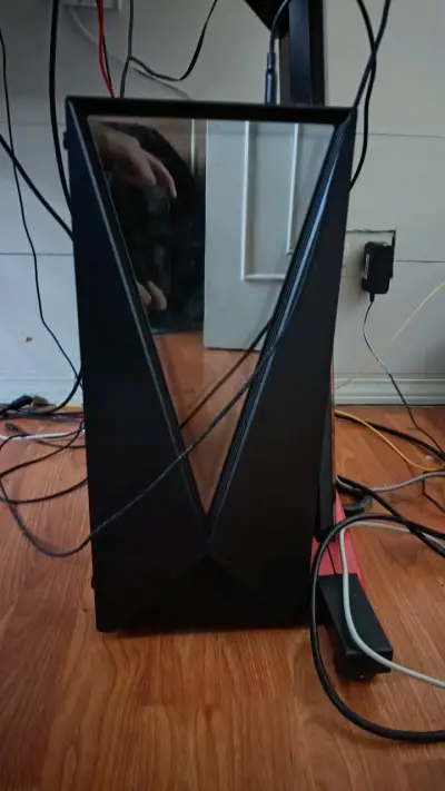 PC Gamer con Torre MSI y Luces LED - miniatura 2