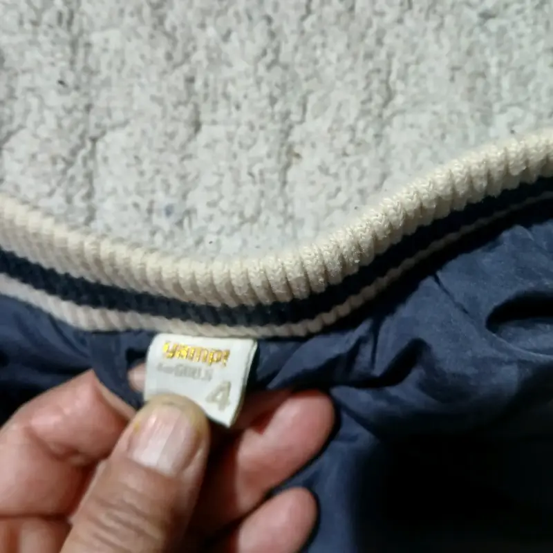 Chaqueta bomber azul con flores para mujer - 2