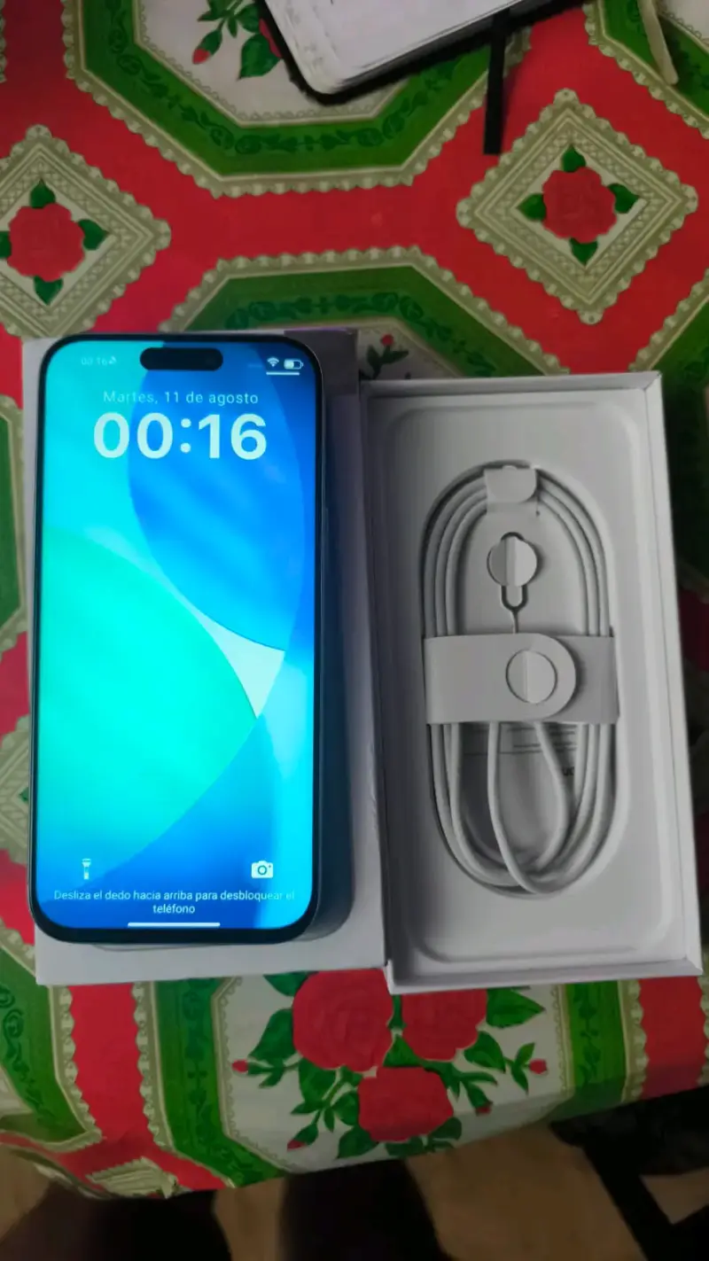 iPhone 17 Pro Max chino con caja y accesorios - 4