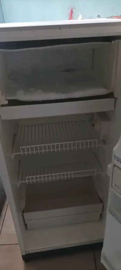 Refrigerador con diseño de Pokémon - miniatura 2