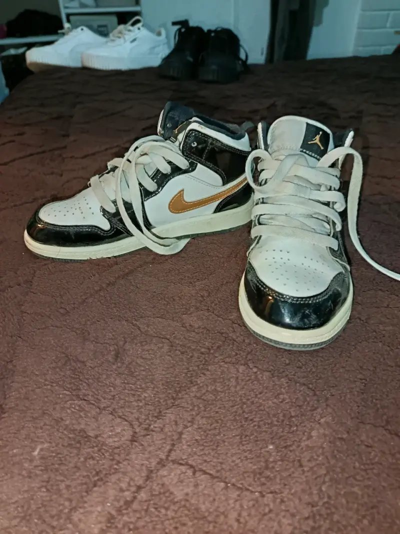 Zapatillas deportivas Air Jordan blancas y negras - 3