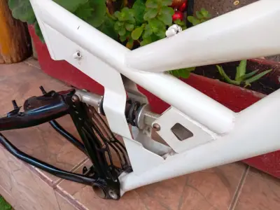 Cuadro de bicicleta de montaña doble suspensión - miniatura 2