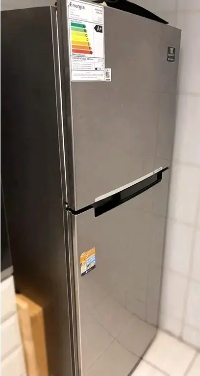 Refrigerador LG Inverter Plata A+