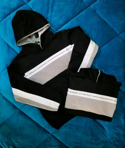 Polerón con capucha Armani Exchange negro y gris - miniatura 2