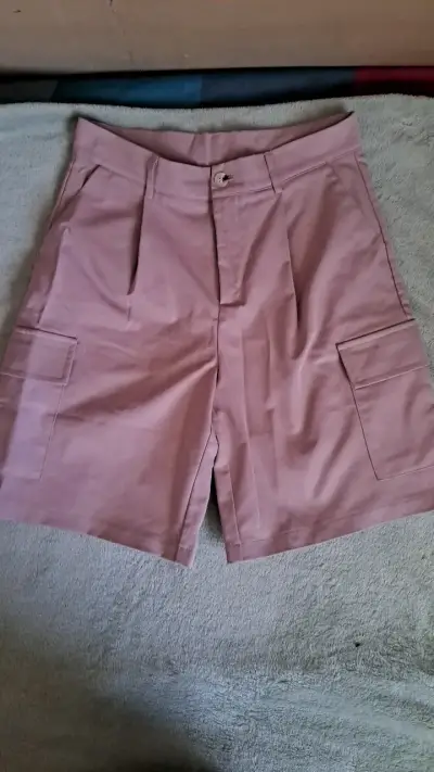 Bermudas cargo color rosa - miniatura 1