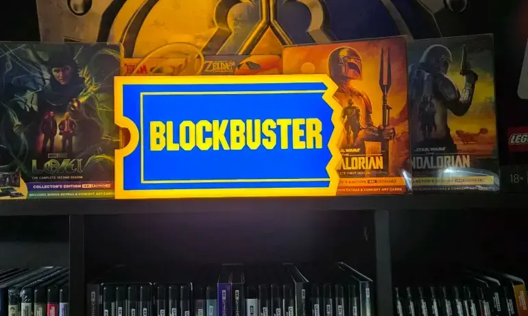 🎬 Letrero Blockbuster Retro con Iluminación LED - 3