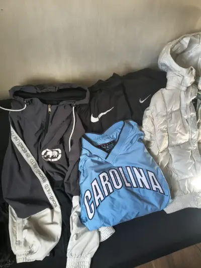 Lote de ropa urbana/deportiva - miniatura 3