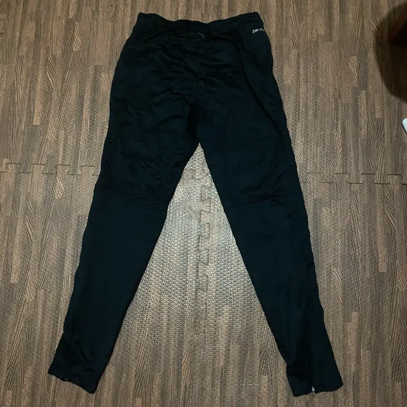 Buzo  Nike Dri-Fit negro Talla S OG - 4
