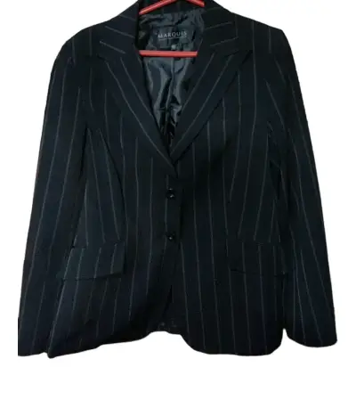 Traje formal de hombre & mujer elegantes - miniatura 6