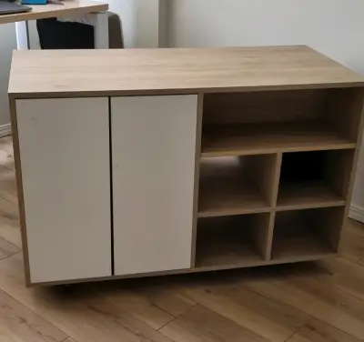Mueble organizador con puertas blancas - miniatura 1
