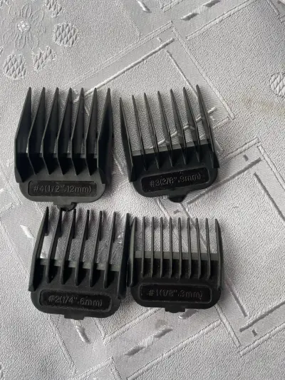 Máquina cortapelos Oster MX Pro con peines - miniatura 2