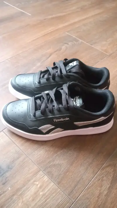 Zapatillas deportivas negras Reebok unisex - miniatura 1