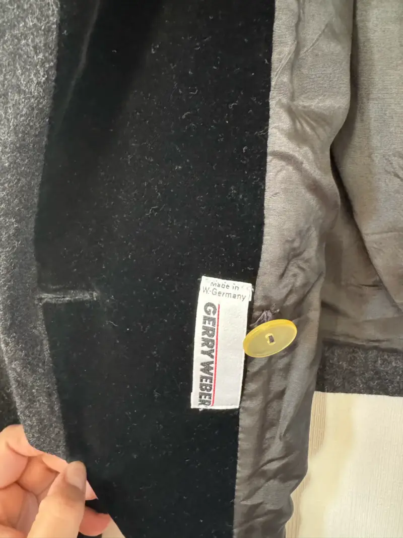Blazer gris Gerry Weber con solapa negra - 3