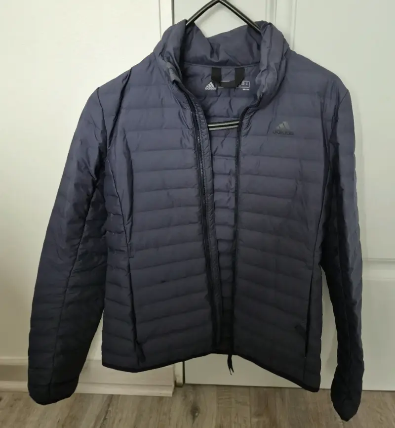 Chaqueta acolchada azul Adidas para hombre