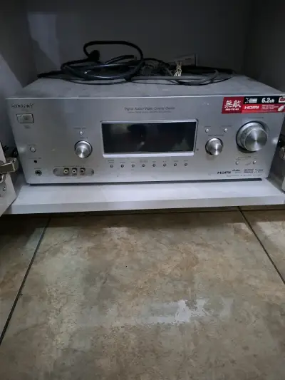 Sistema de sonido Sony con parlantes potentes - miniatura 5