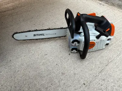 Motosierra Stihl MS 194 T compacta y potente - miniatura 1