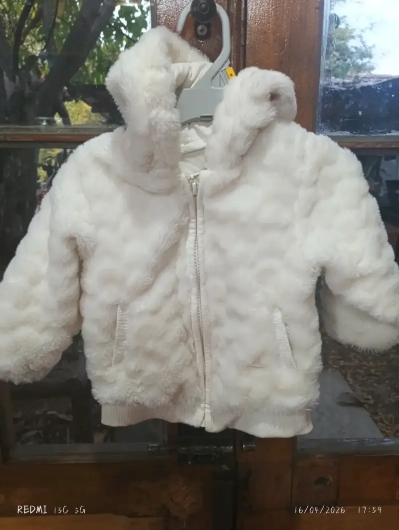 Chaqueta acolchada infantil con diseño de Minnie - 3