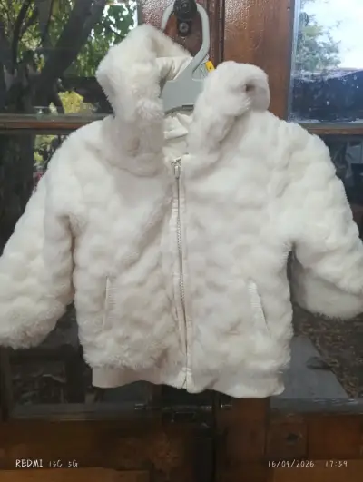 Chaqueta acolchada infantil con diseño de Minnie - miniatura 3