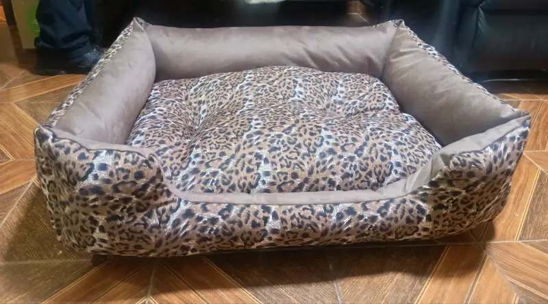 Cama para mascotas con diseño de leopardo - 1