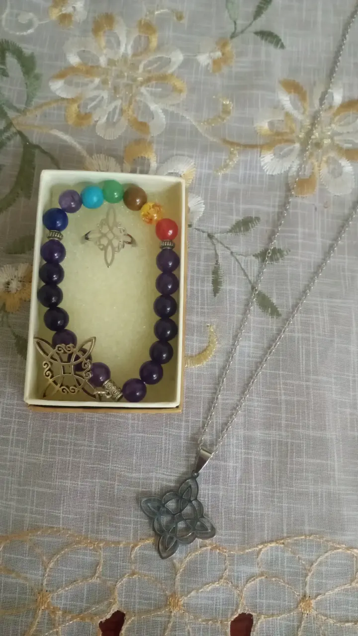 Set de collar, anillo y pulsera con piedras - 2