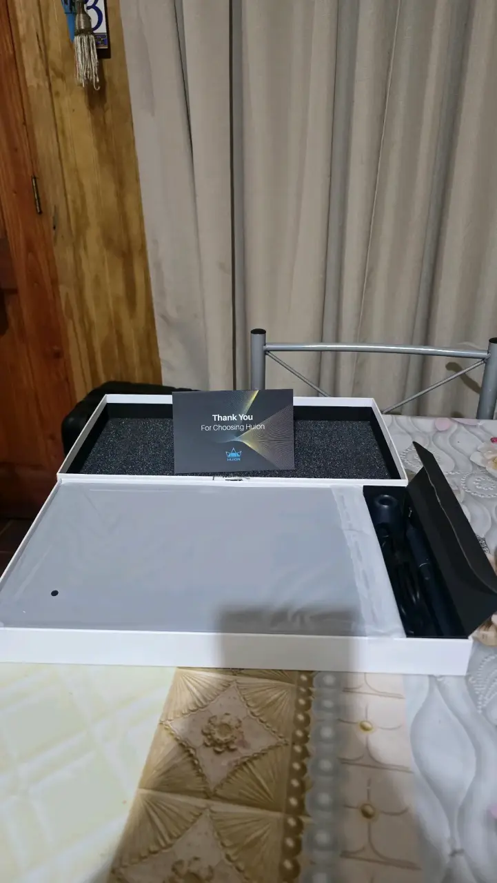 Tableta gráfica Huion HS611 con lápiz - 4