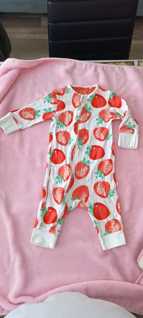 Pijamas de bebé con estampado de frutas