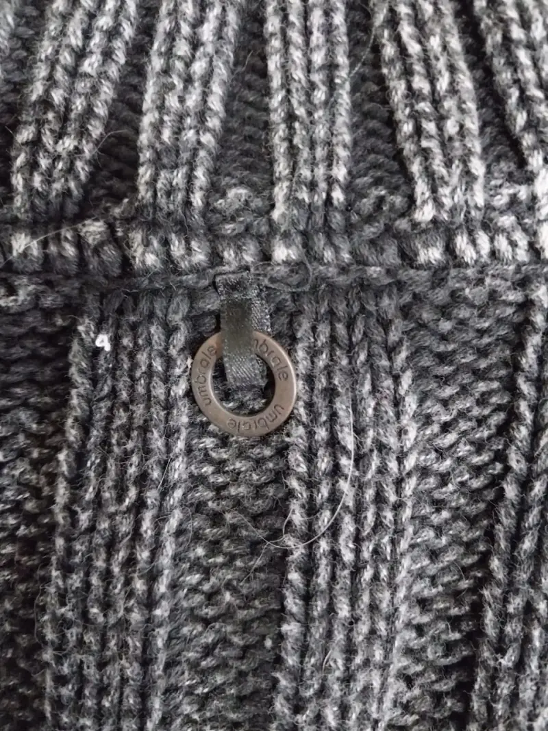 Suéter de punto gris oscuro para mujer - 2