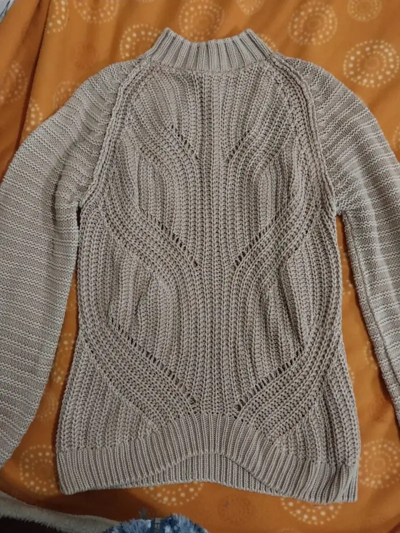 Suéter de punto beige para mujer - 1