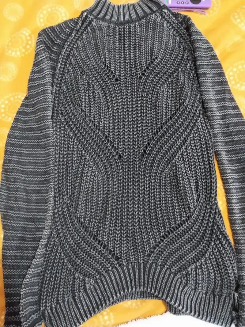 Suéter de punto beige para mujer - 4