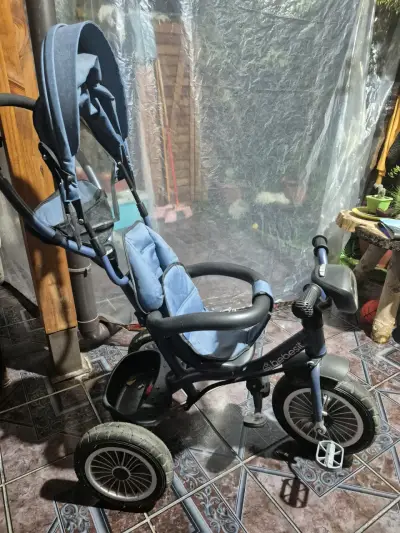 Triciclo para bebé con manillar ajustable - miniatura 3
