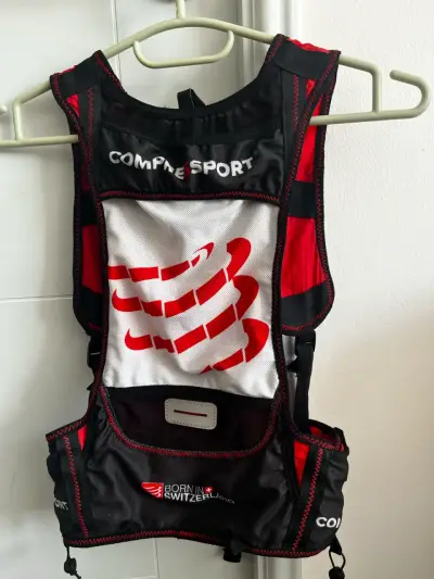 Chaleco de Hidratación Compressport para Running - miniatura 1