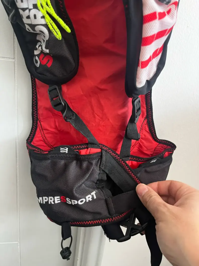 Chaleco de Hidratación Compressport para Running - 4