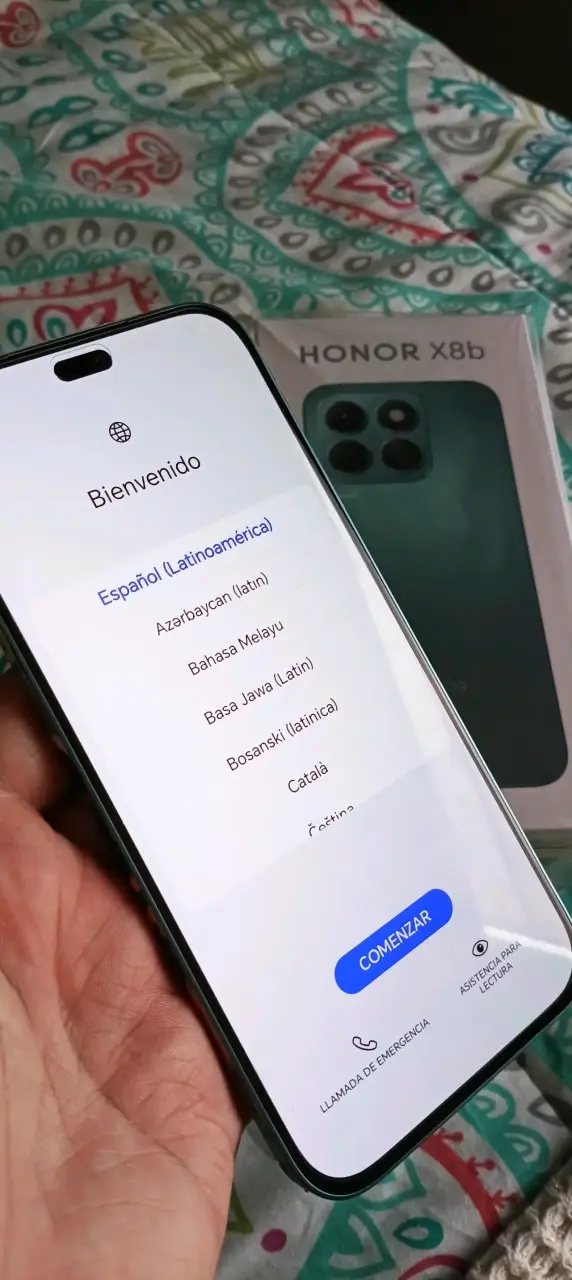 Celular Honor X8b con skin camuflada - 3