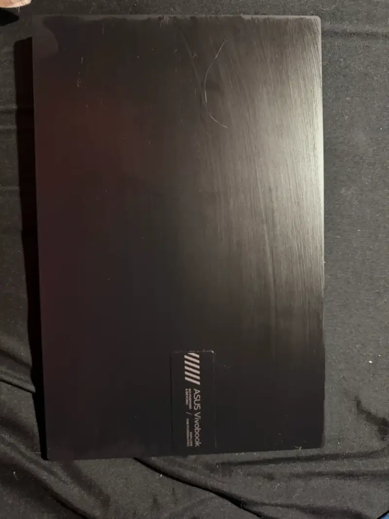 Laptop ASUS Vivobook Ryzen 5 7520U 8GB RAM - 1