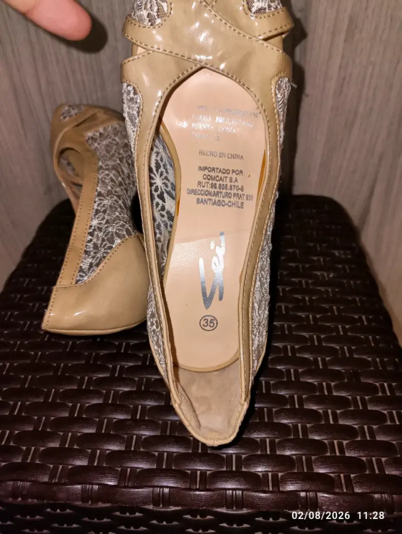 Zapatos de Tacón Beige con Encaje - 4