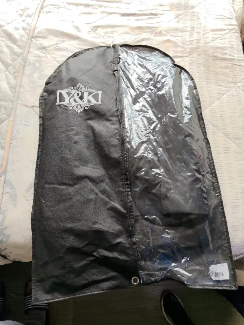 Traje formal negro para hombre con funda - 1